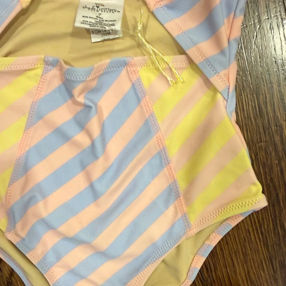 NWOT Shade Critters Girls Stripe Girl’s One-Piece Cutout Swimsuit